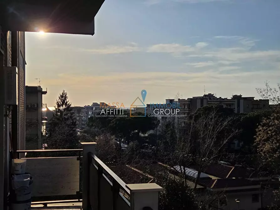 Immagine 11 di Quadrilocale in vendita  in Via Enrico Fermi 19 a Massa