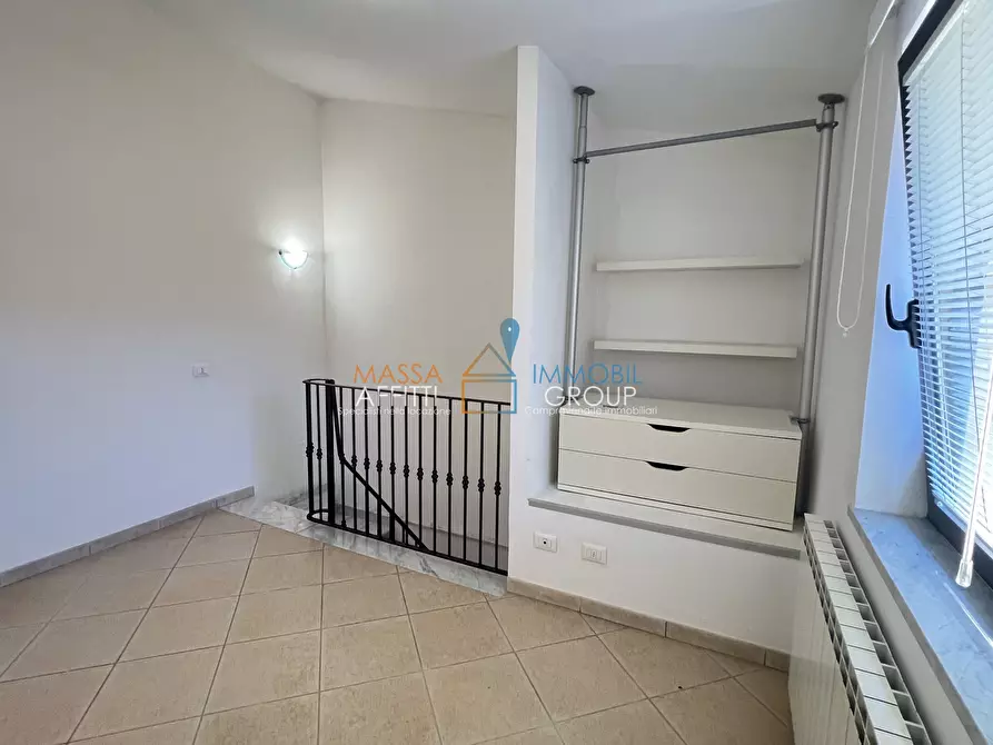 Immagine 18 di Trilocale in vendita  in Viale Giacomo Puccini 4 a Massa
