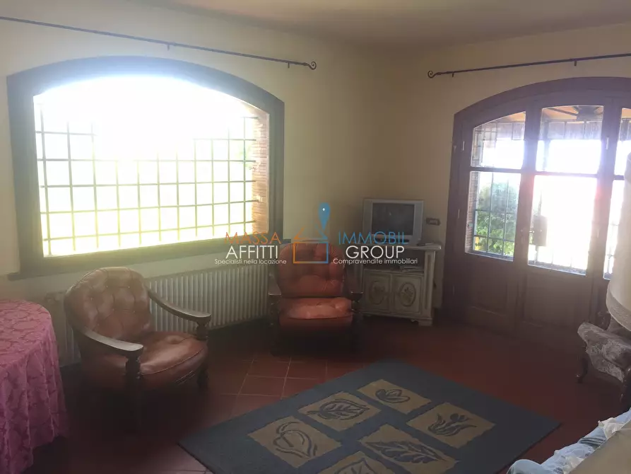 Immagine 5 di Villa in vendita  in Via dei Colli 88 a Massa