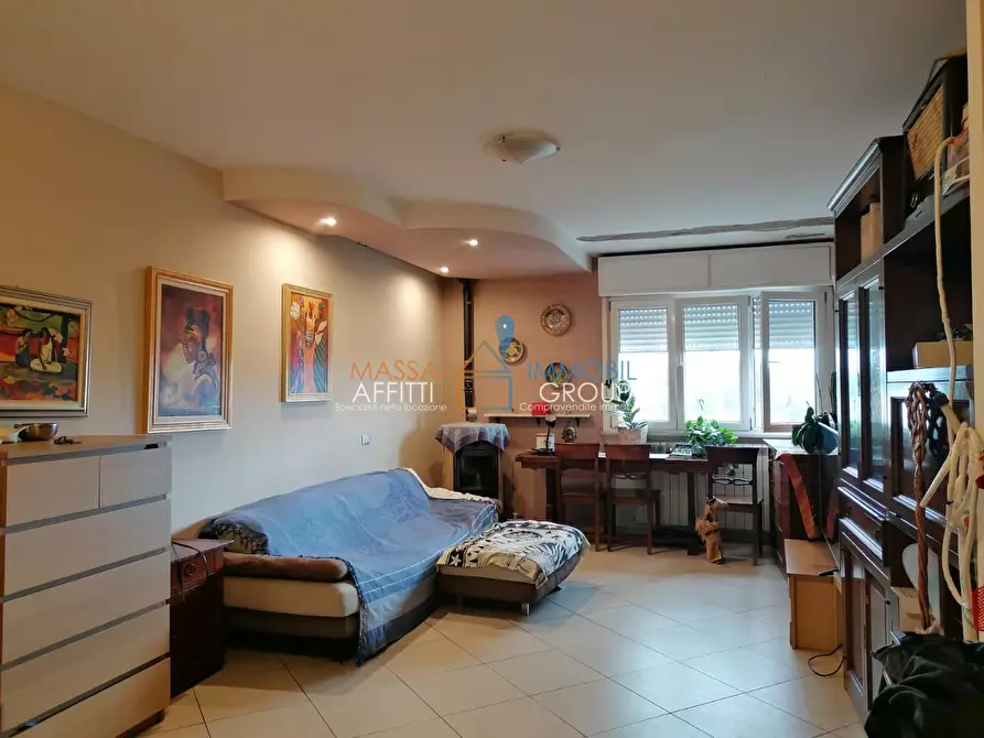 Immagine 2 di Pentalocale in vendita  in Via Casola 1 a Carrara