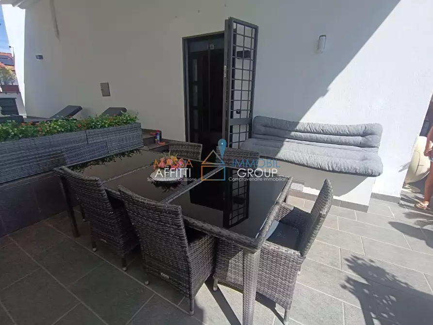 Immagine 10 di Porzione di casa in vendita  in Via del Conte 30 a Montignoso