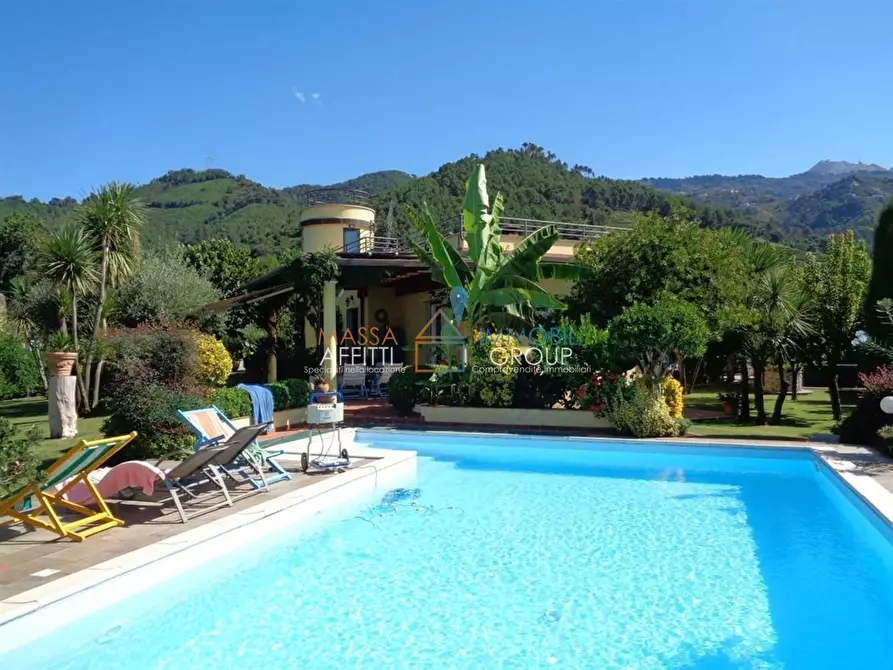 Immagine 35 di Villa in vendita  in Via Capannaccia a Montignoso
