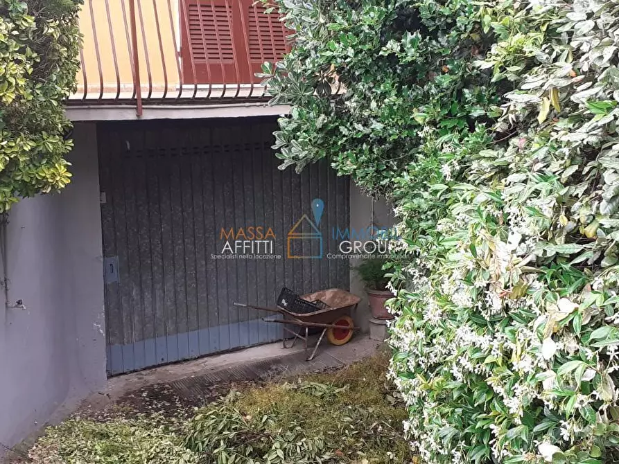 Immagine 11 di Casa indipendente in vendita  in Via Quercioli 385 a Massa