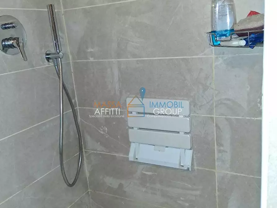 Immagine 19 di Trilocale in vendita  in Via Cavour 17B a Carrara