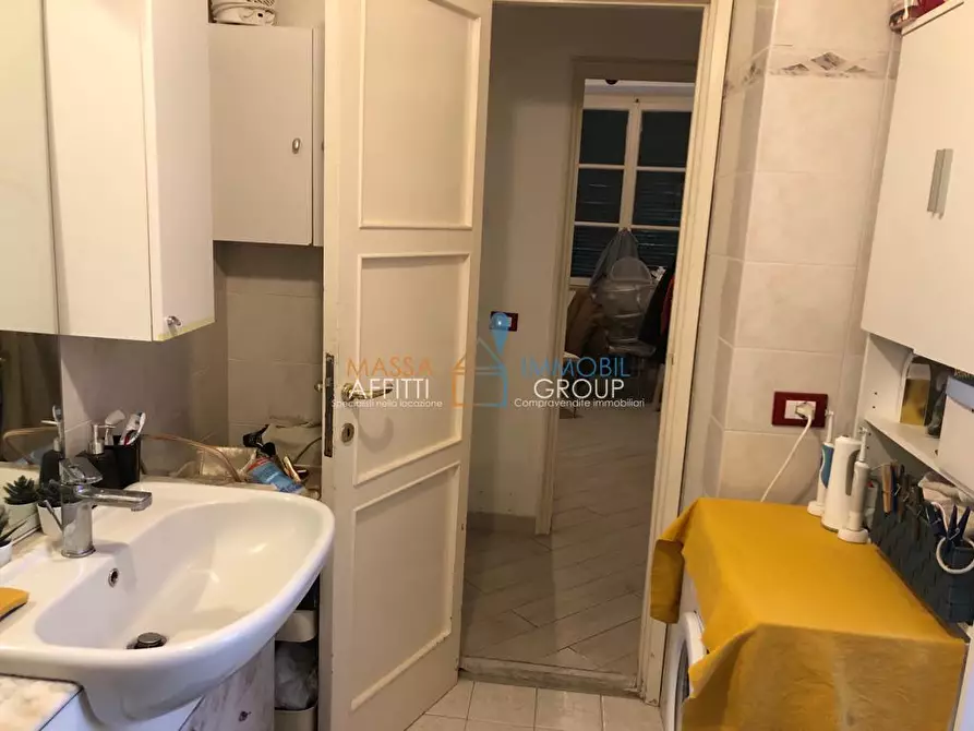 Immagine 17 di Quadrilocale in vendita  in Via Saponiera 3 a Montignoso