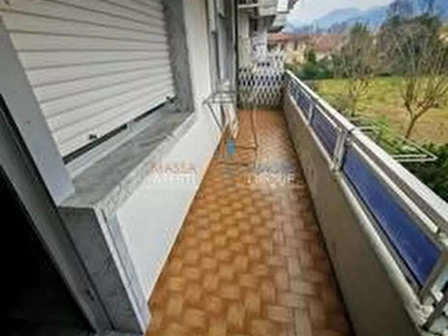 Immagine 9 di Quadrilocale in vendita  in Via Fossone 31 a Massa