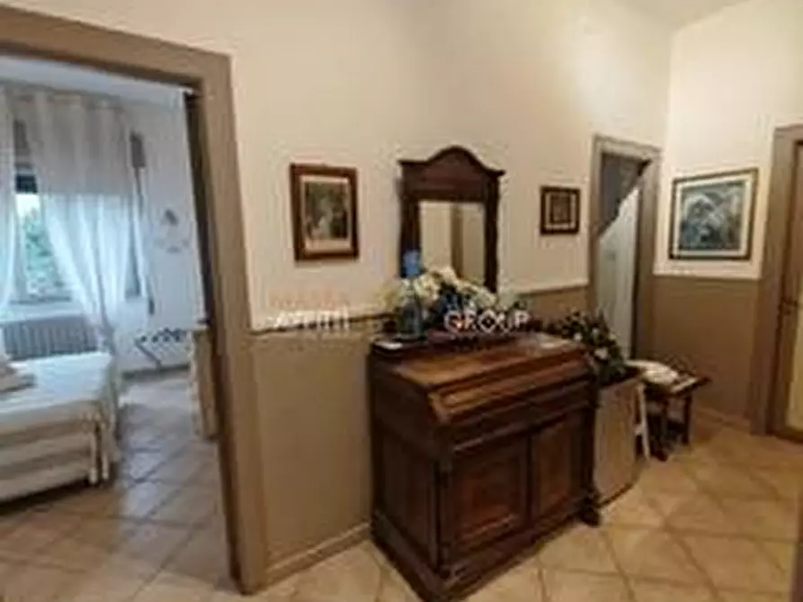 Immagine 13 di Casa indipendente in vendita  in Via Paolo Ferrari 37 a Massa