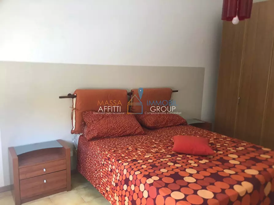 Immagine 7 di Porzione di casa in affitto  in Viale Zaccagna D 9 a Carrara