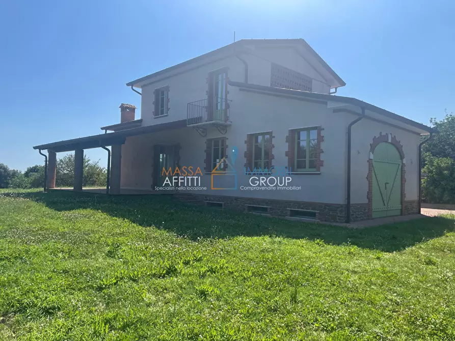 Immagine 2 di Villa in vendita  in Via Romana 11 a Pietrasanta