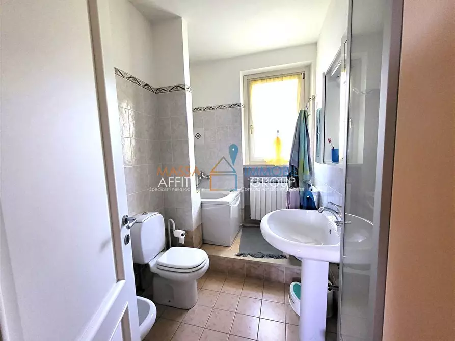 Immagine 12 di Porzione di casa in vendita  in Via Bottaccio a Montignoso