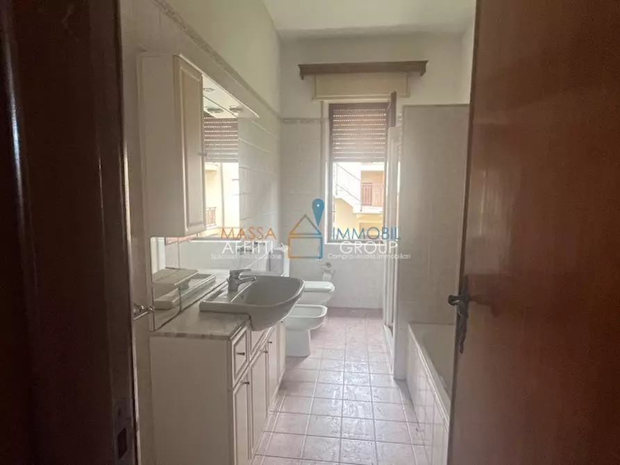 Immagine 25 di Casa indipendente in vendita  in Via del Casone 24 a Massa