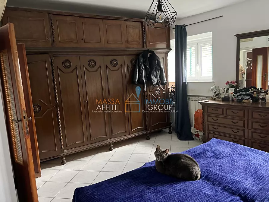 Immagine 23 di Quadrilocale in vendita  in Via Carlo Pisacane 10 a Carrara
