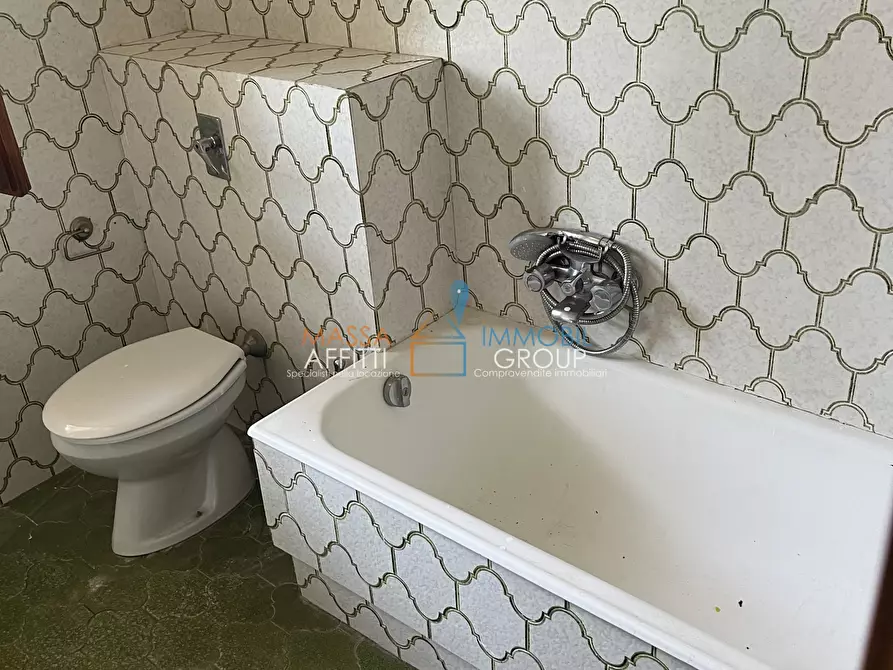 Immagine 17 di Porzione di casa in vendita  in Via dei Pioppi 6 a Massa