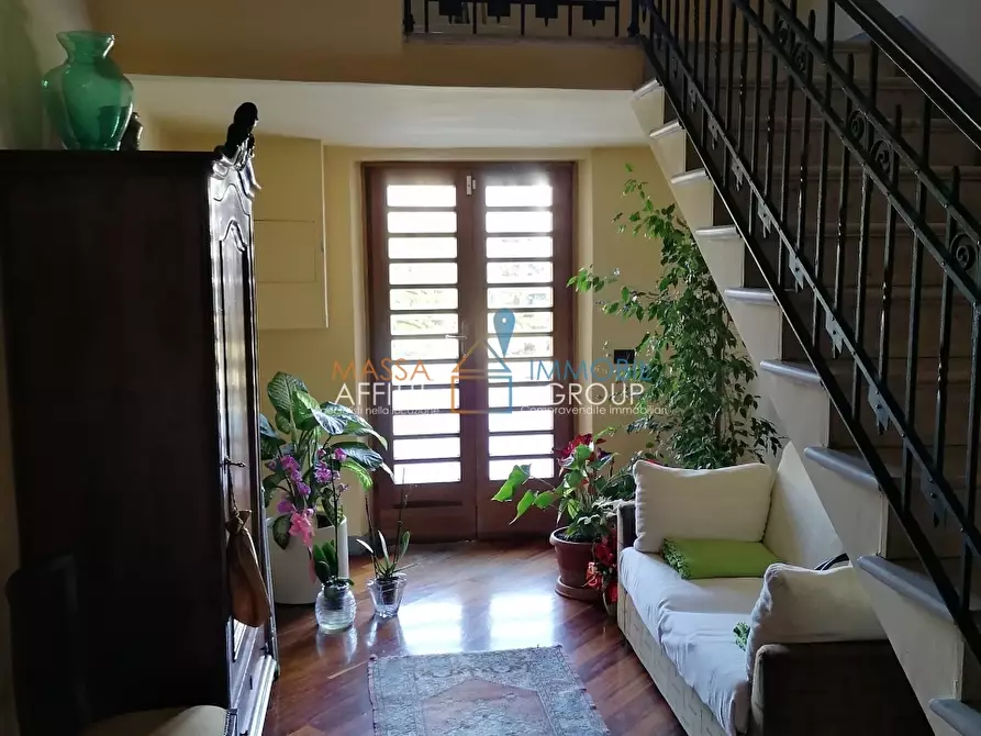 Immagine 17 di Villa in vendita  in Via Galissano 24 a Carrara