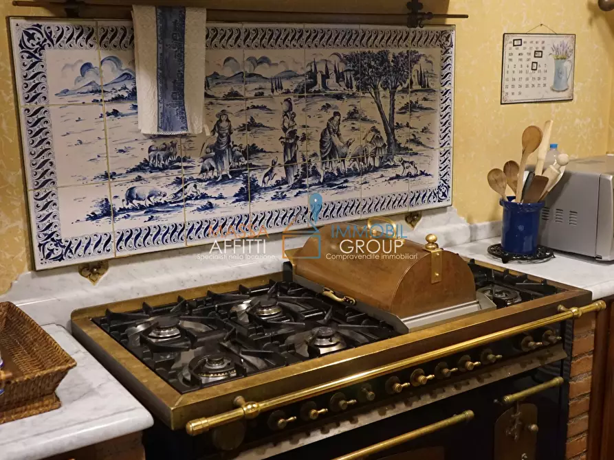 Immagine 11 di Porzione di casa in vendita  in Via Roma 26A a Carrara