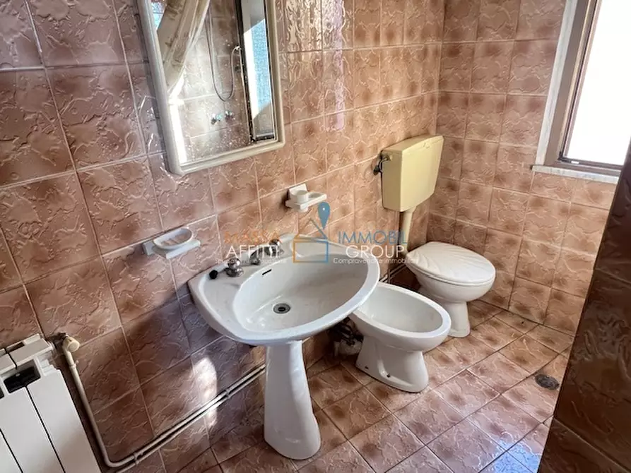 Immagine 19 di Terratetto in vendita  in Via Godola 41a a Massa