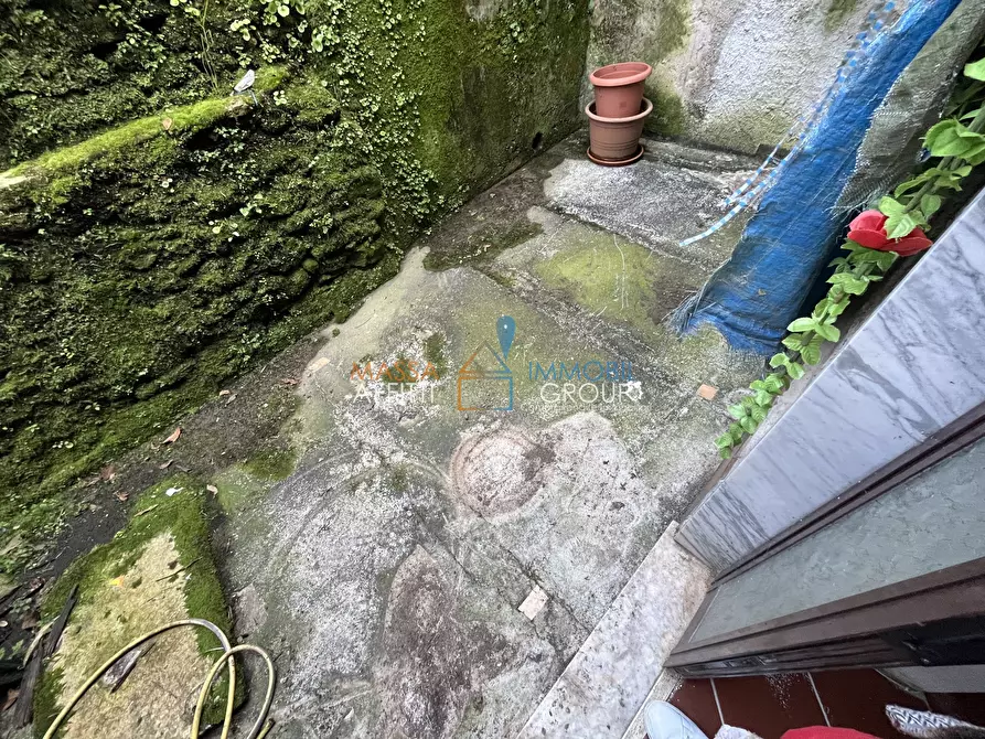 Immagine 6 di Terratetto in vendita  in Via dei Colli 141 a Massa