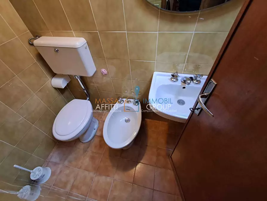 Immagine 23 di Porzione di casa in vendita  in Via dei Colli 141 a Massa