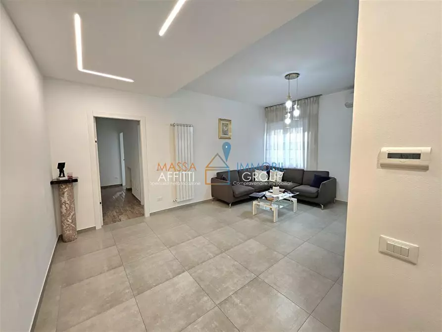 Immagine 8 di Quadrilocale in vendita  in Via Bassagrande 31 a Carrara