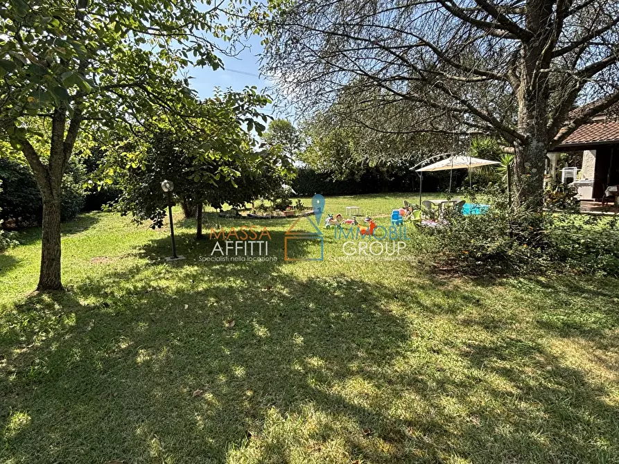 Immagine 2 di Villa in vendita  in Via Romana 2 a Pietrasanta