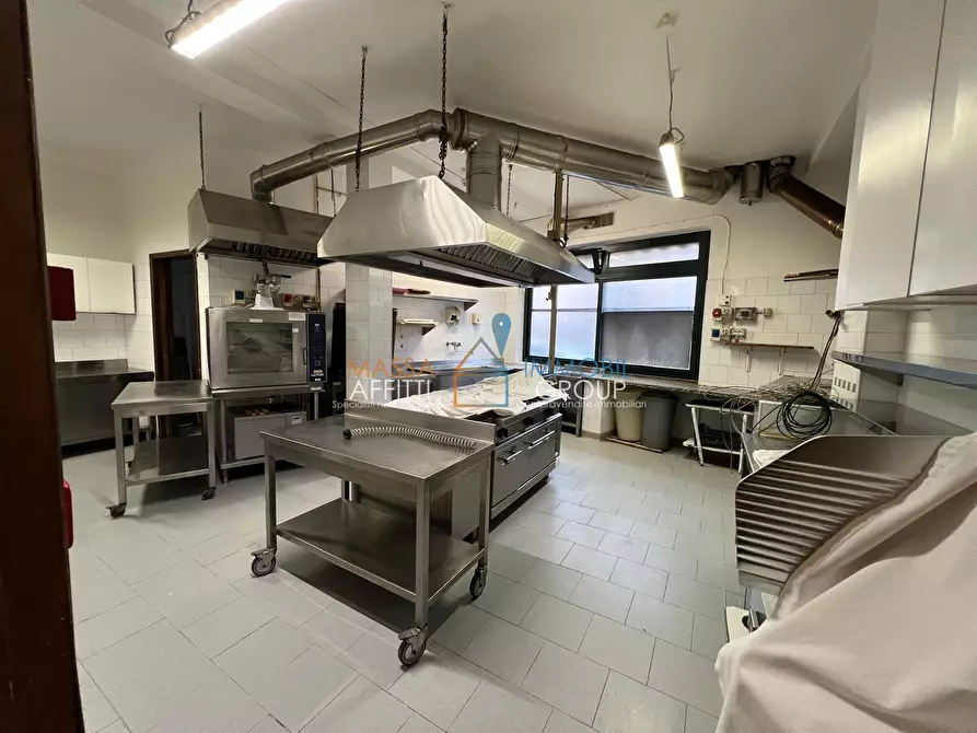 Immagine 16 di Bar / Ristorante in affitto  in Via Sottomonte 6 a Massa