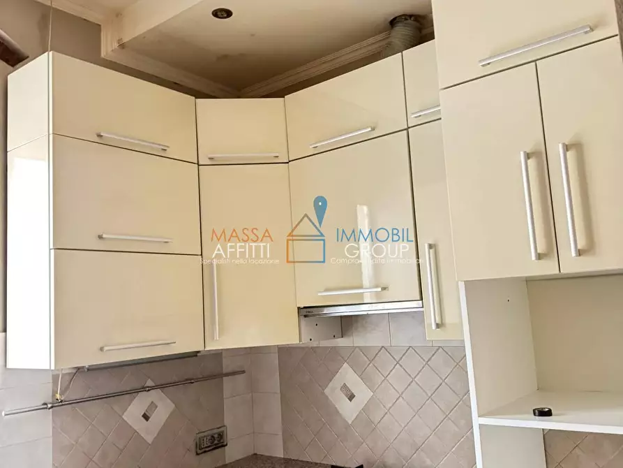 Immagine 5 di Terratetto in vendita  in Via Magenta 7 a Massa