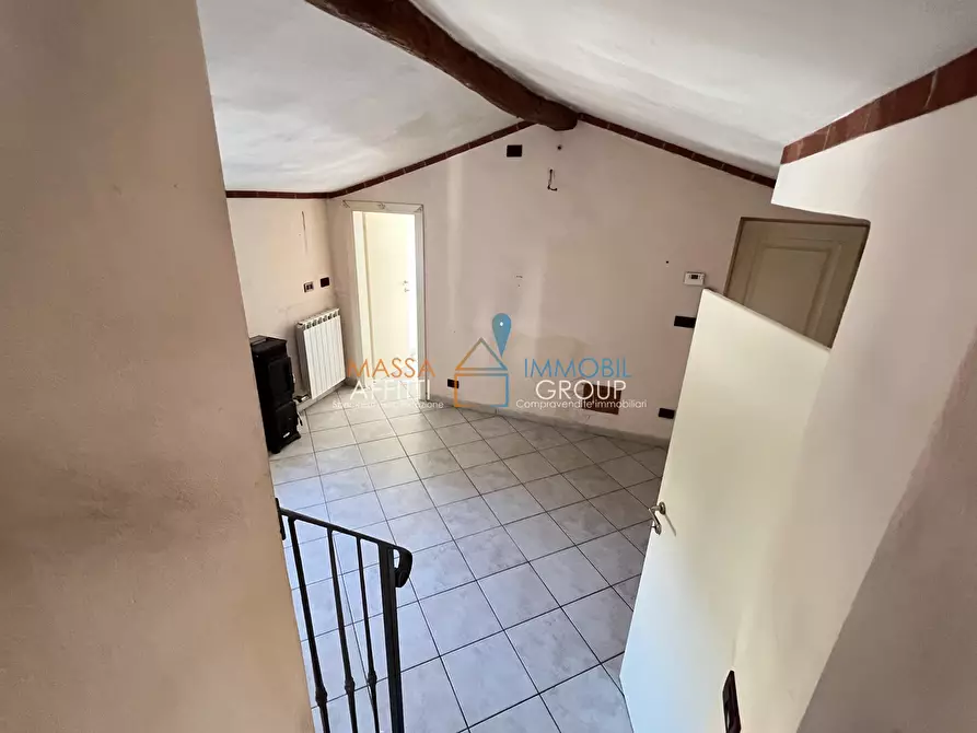 Immagine 30 di Casa semindipendente in vendita  in Via Felice Cavallotti 33 a Massa