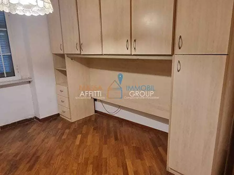 Immagine 5 di Trilocale in vendita  in Viale XX Settembre 31A a Carrara