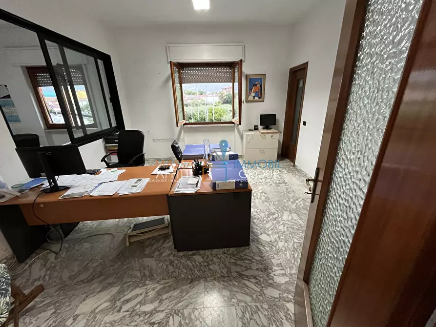 Immagine 15 di Attività artigianale in vendita  in Via Madonna del Golfo 14 a Massa