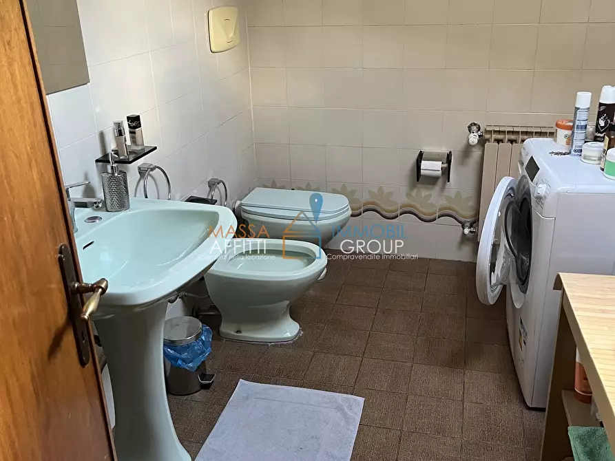 Immagine 19 di Pentalocale in vendita  in Via Solferino 11A a Carrara