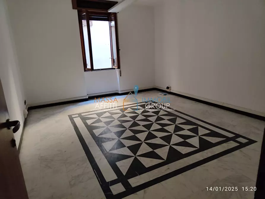 Immagine 9 di Ufficio in affitto  in Via Cavour 58 a Massa