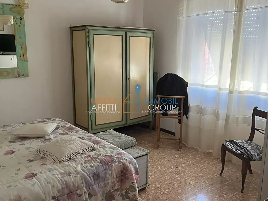 Immagine 13 di Pentalocale in vendita  in Piazza Gino Lucetti 11B a Carrara