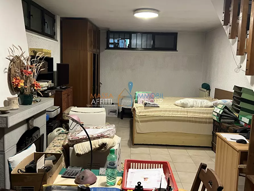 Immagine 19 di Villetta a schiera in vendita  in Via Gioacchino Rossini 14 a Massa