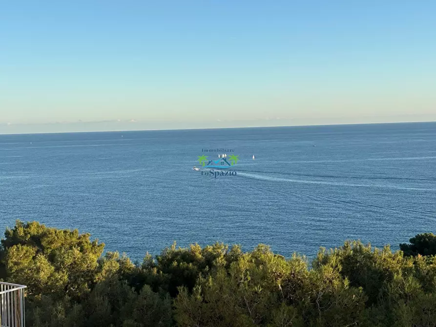 Immagine 4 di Villa in vendita  in via Trinacria 3 a Andora