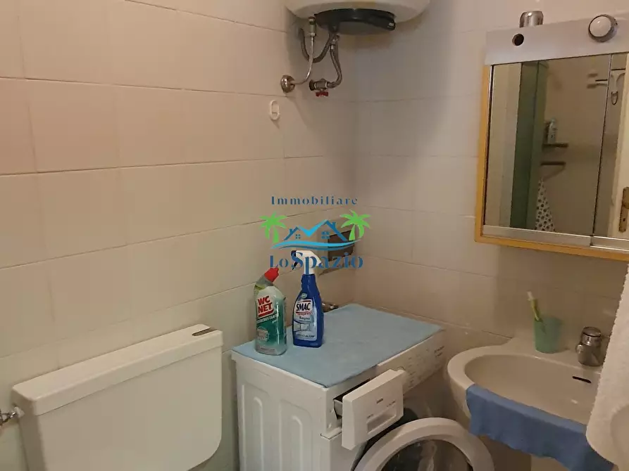 Immagine 14 di Bilocale in vendita  in Via Aurelia 224 a Andora