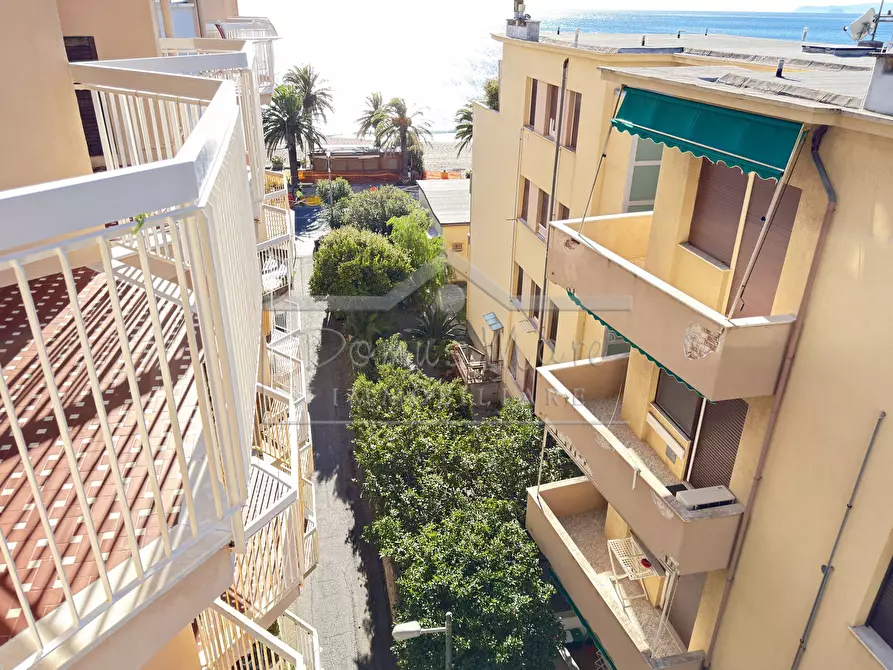 Immagine 5 di Bilocale in vendita  in Vico delle Stelle 29 a Savona