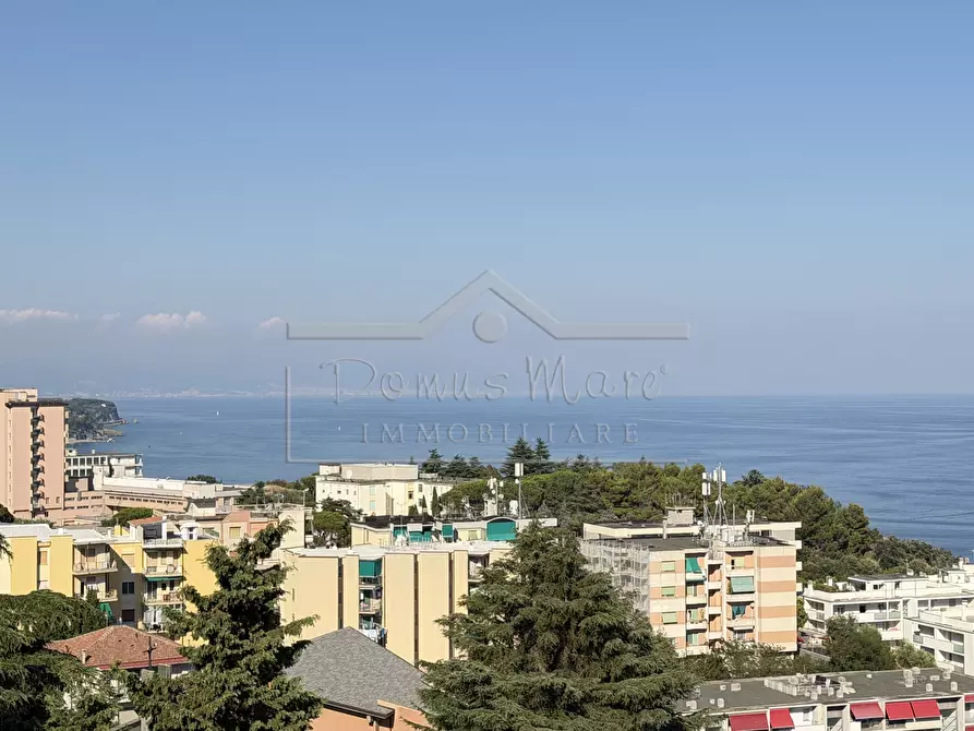 Immagine 7 di Attico in vendita  in Via Visca Angelo 25 a Savona