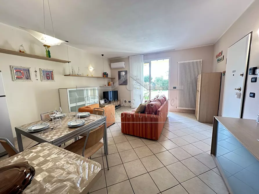 Immagine 11 di Trilocale in vendita  in Via Aurelia 20 a Loano