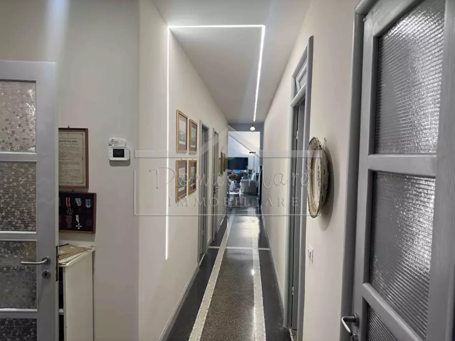 Immagine 25 di Pentalocale in vendita  in Via Beato Formica 4 a Savona