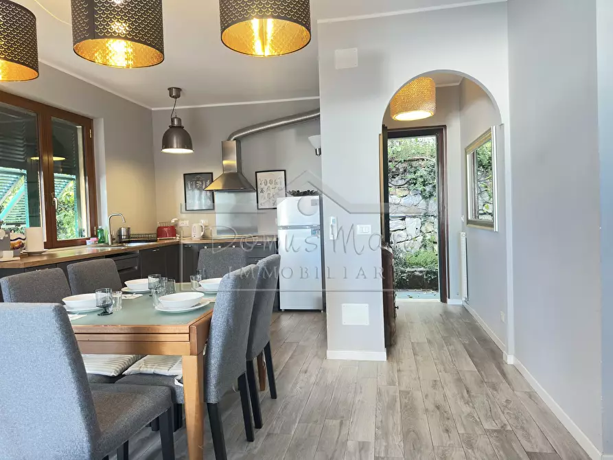 Immagine 10 di Casa indipendente in vendita  in Salvo D'Acquisto 70 a Recco