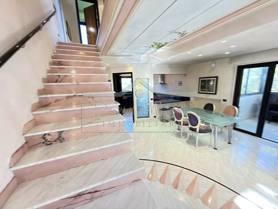 Immagine 14 di Villa in vendita  in Via Bricco del Poggio 32 a Savona