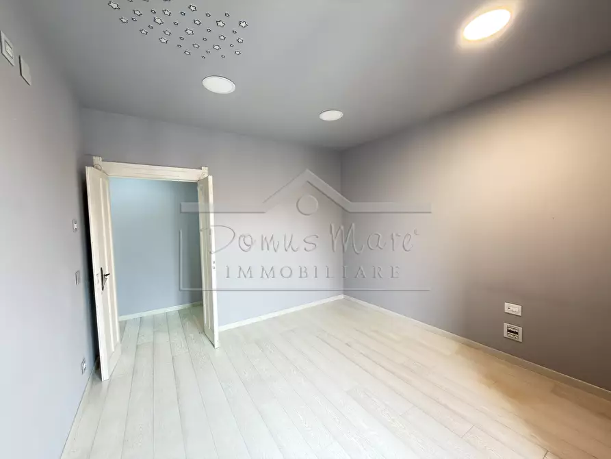 Immagine 17 di Attico in vendita  in Corso Italia 13 a Savona