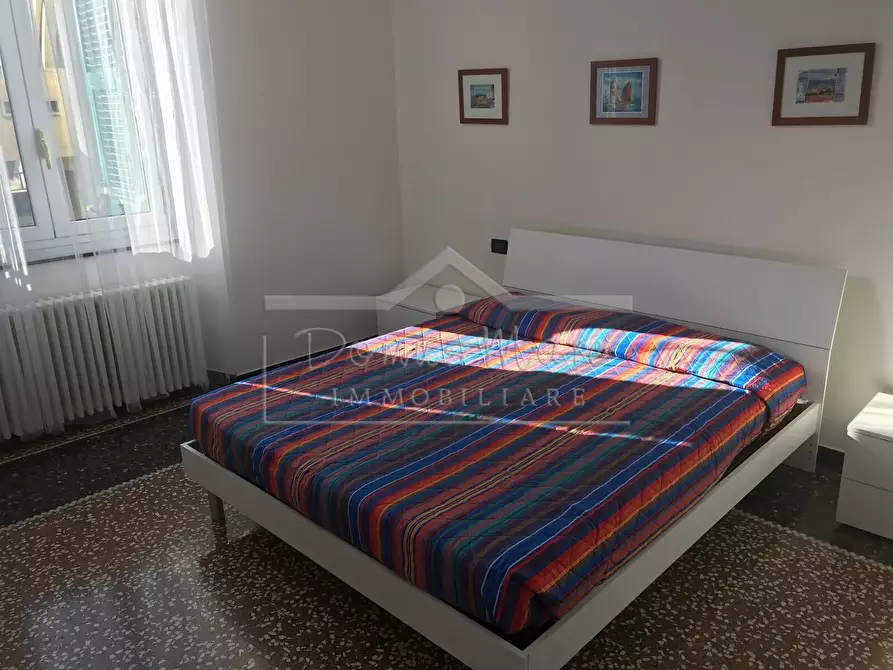 Immagine 5 di Trilocale in affitto  a Savona