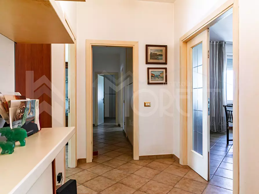 Immagine 10 di Quadrilocale in vendita  in Via San Jacopo In Acquaviva a Livorno