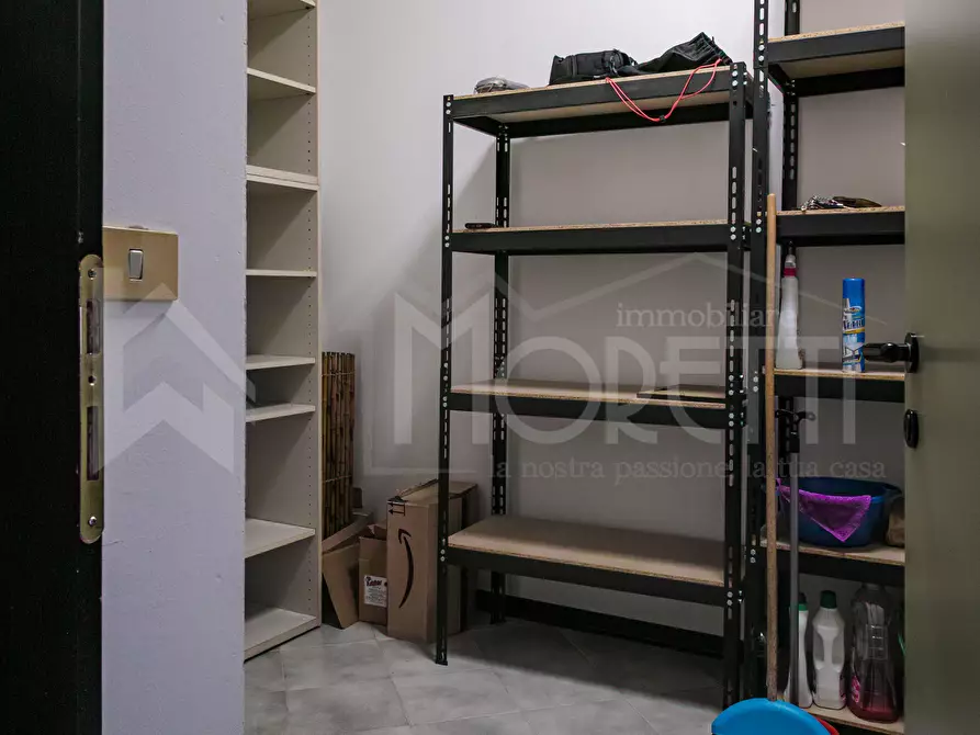 Immagine 6 di Ufficio in affitto  in Via Martin Luther King a Livorno