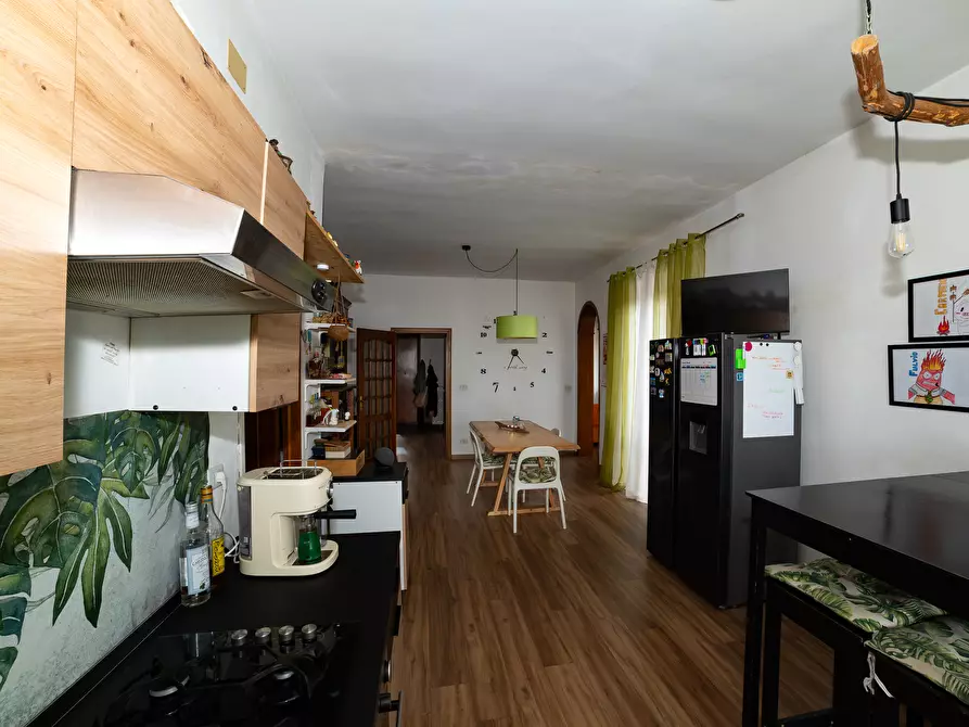 Immagine 16 di Villa in vendita  in Via Delle Corti a Collesalvetti