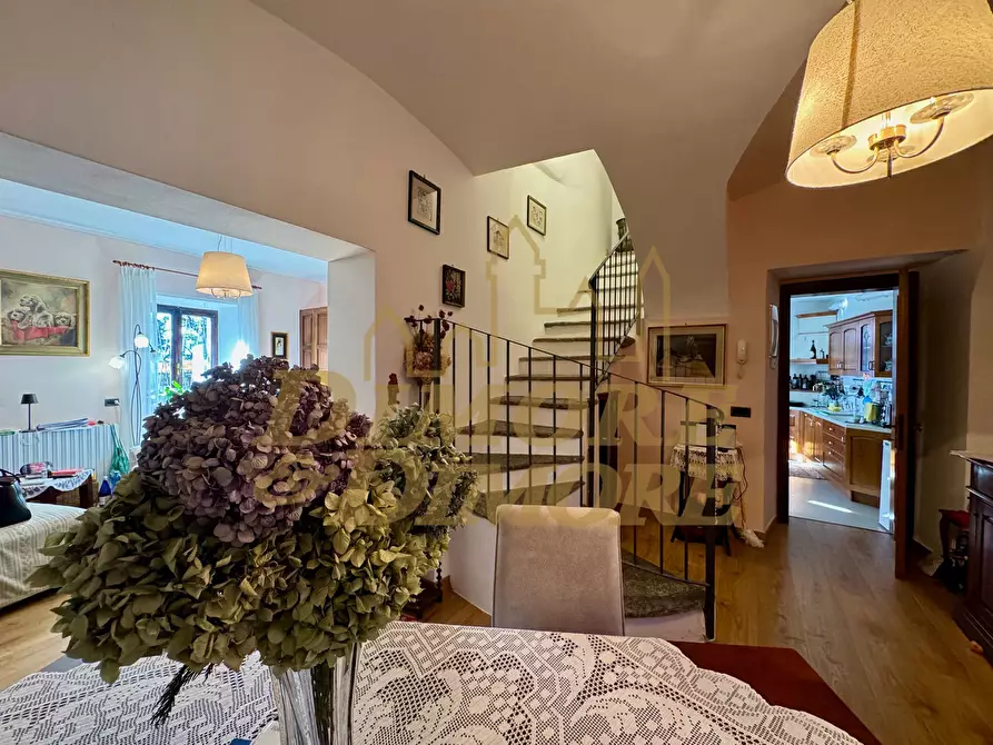 Immagine 7 di Porzione di casa in vendita  in via firenze a Arizzano