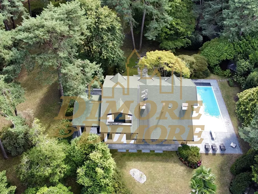 Immagine 7 di Villa in vendita  a Ranco