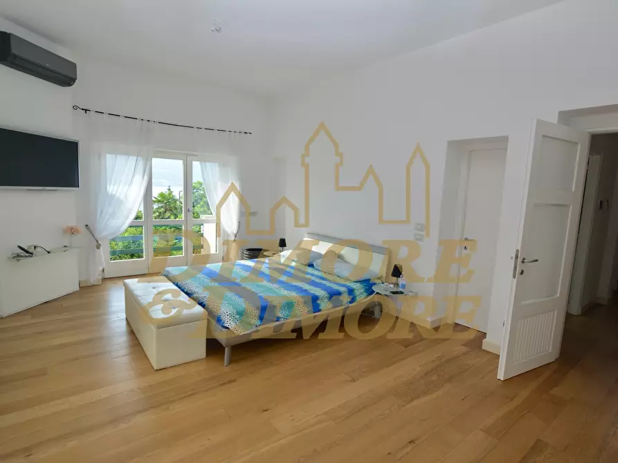 Immagine 33 di Villa in vendita  in Via Portovaltravaglia 39 a Brezzo Di Bedero