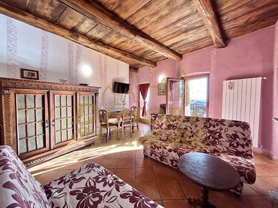 Immagine 36 di Bilocale in vendita  in Piazza Milano 8A a Colazza